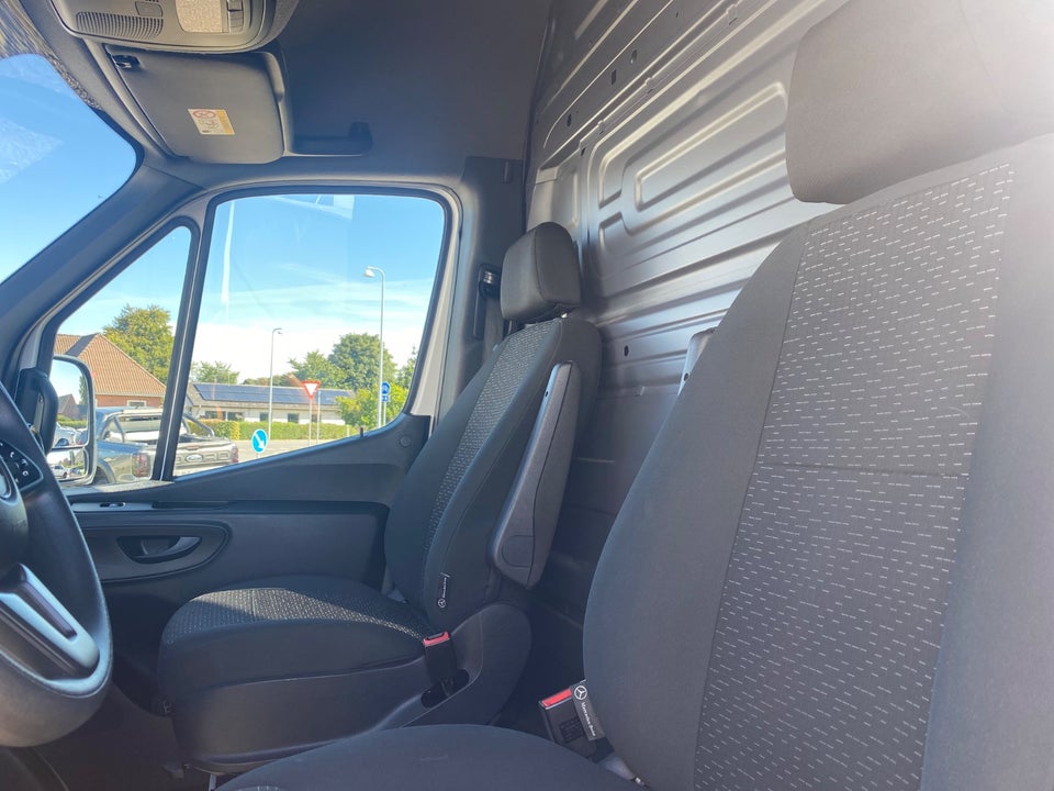 Mercedes Sprinter 319 2,0 CDi A2 Kassevogn aut. 4x4