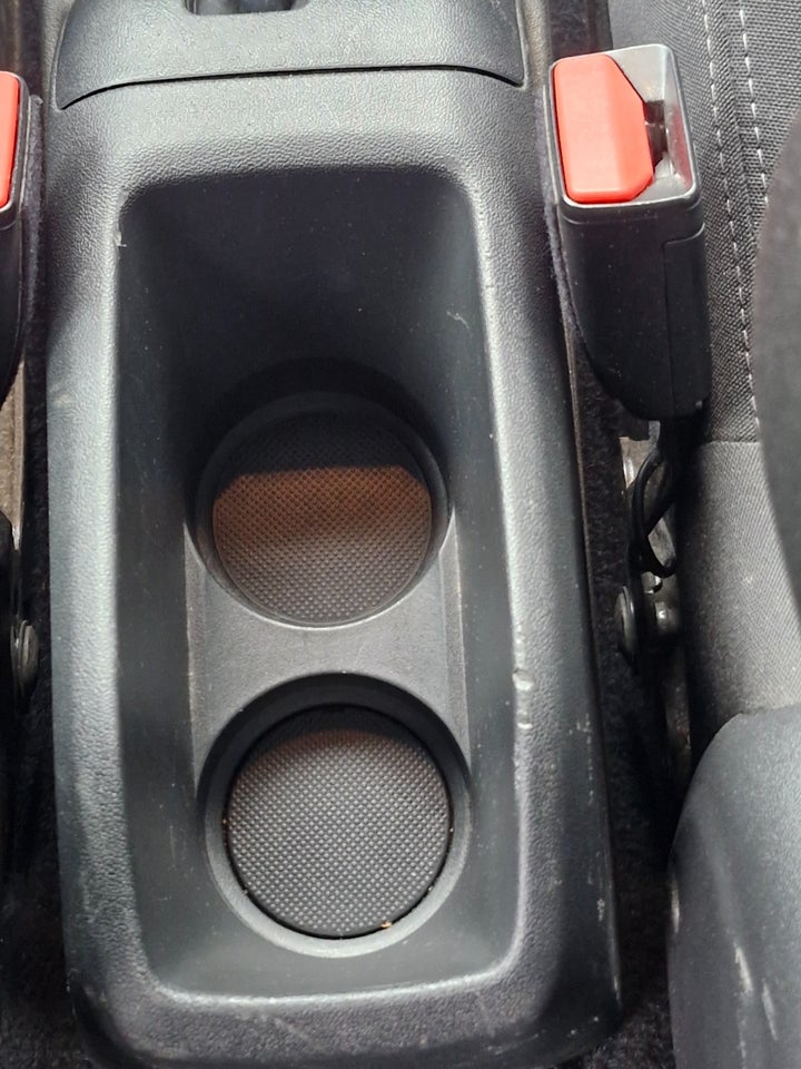 Peugeot 208 1,2 VTi Active 5d