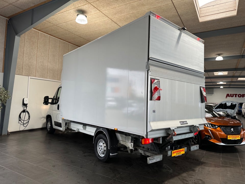 Peugeot Boxer 335 2,2 BlueHDi 140 L3 Plus Alukasse m/lift 2d