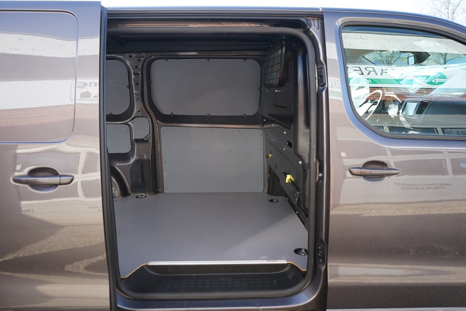 Citroën Jumpy 2,0 BlueHDi 120 L3N2