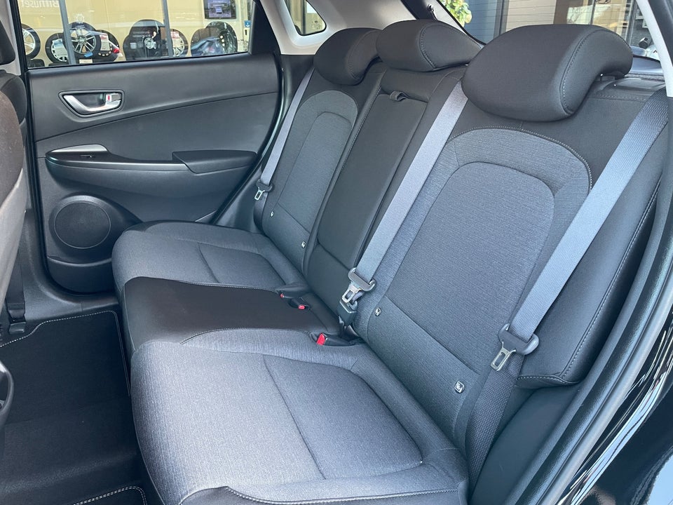 Hyundai Kona 64 EV Premium 5d