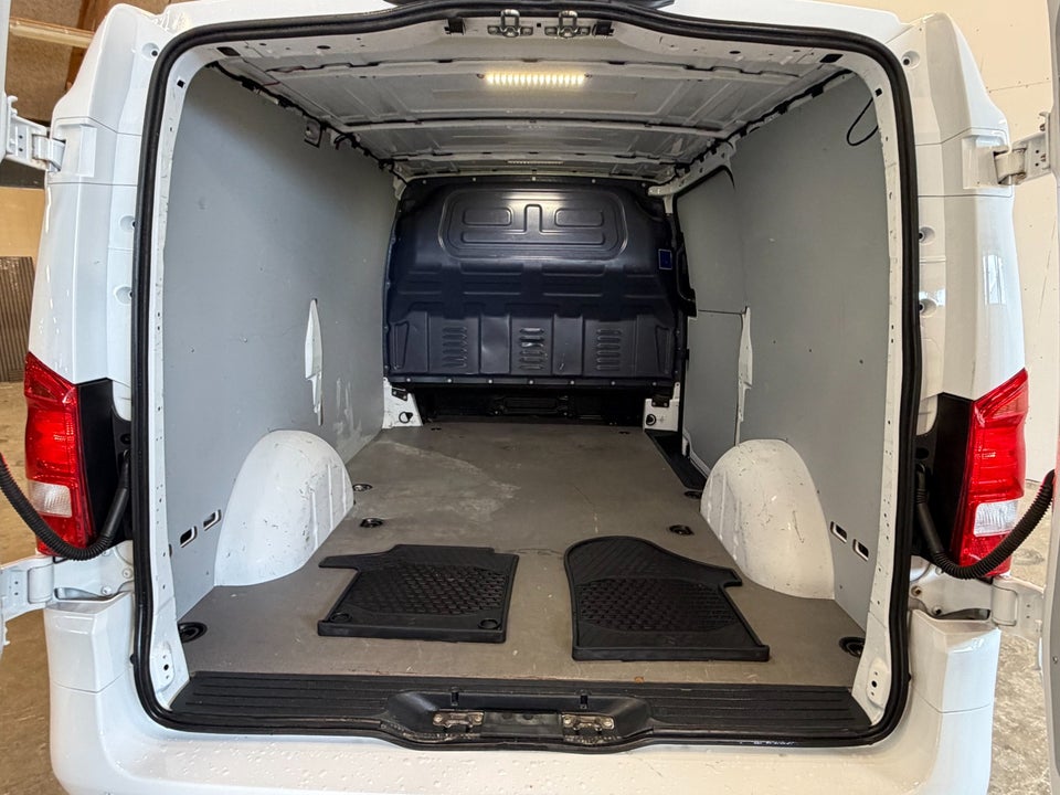 Mercedes Vito 114 2,0 CDi Complete aut. L RWD