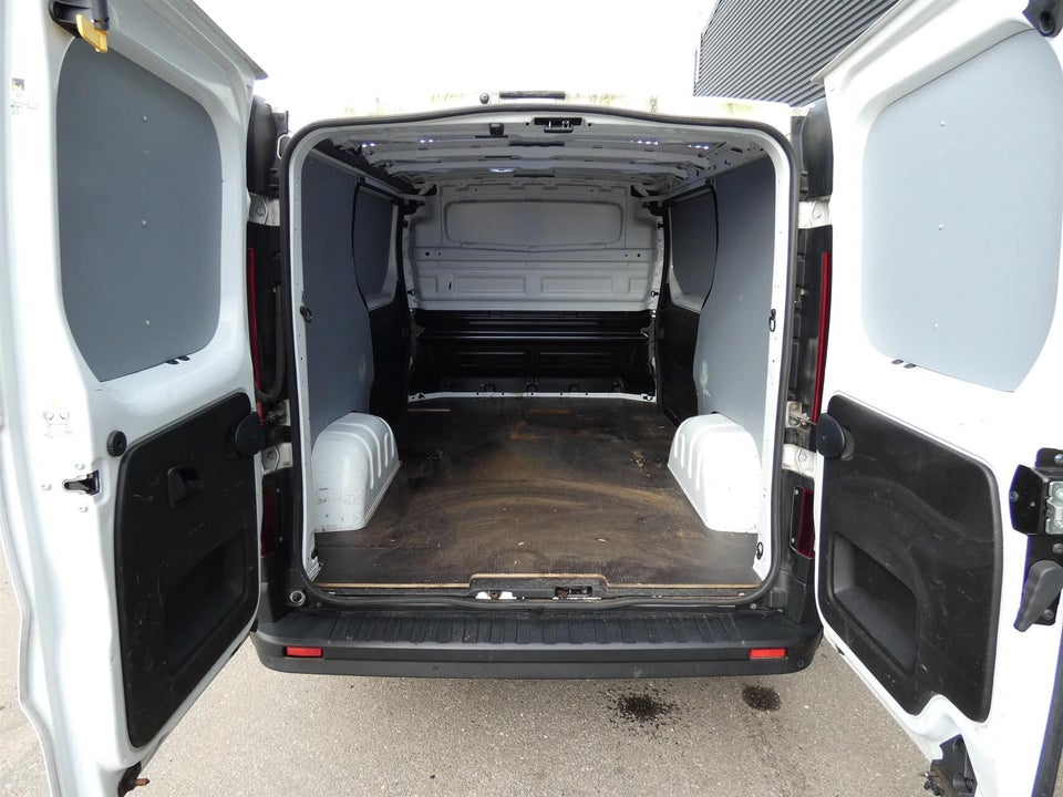 Renault Trafic T29 2,0 dCi 120 L1H1