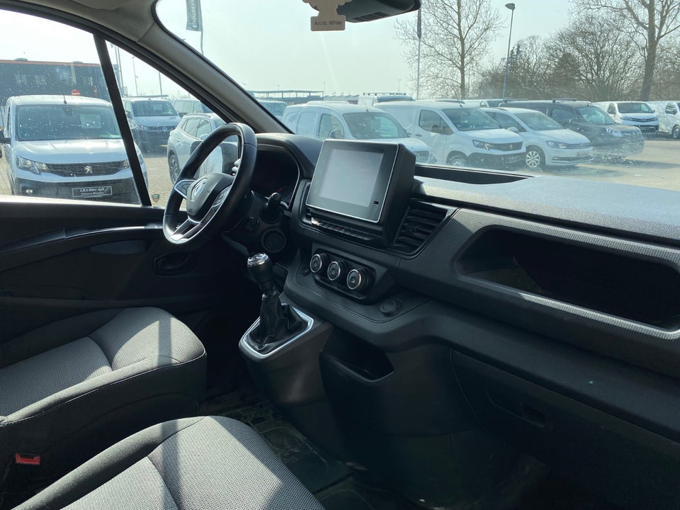 Renault Trafic 2,0 dCi 150 L2H1