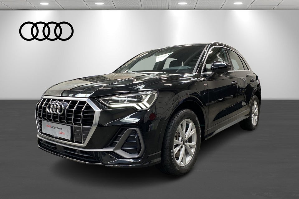 Audi Q3 45 TFSi e S-line+ S-tr. 5d