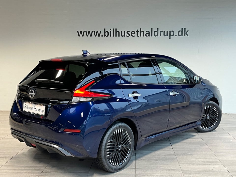 Nissan Leaf 39 N-Connecta 5d