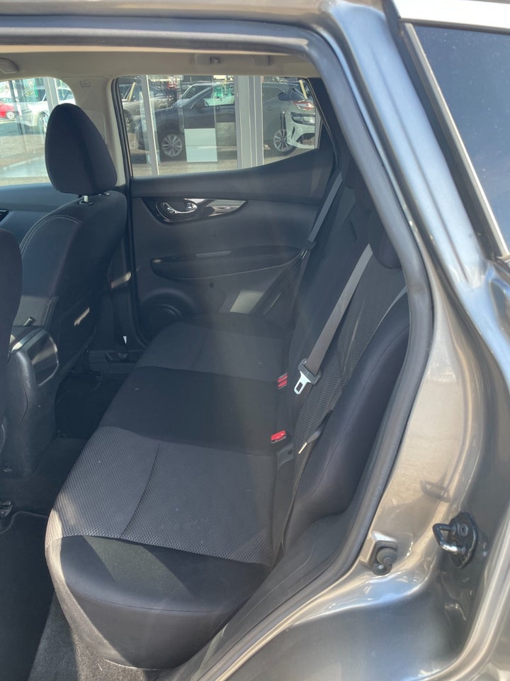 Nissan Qashqai 1,5 dCi 110 N-Connecta 5d