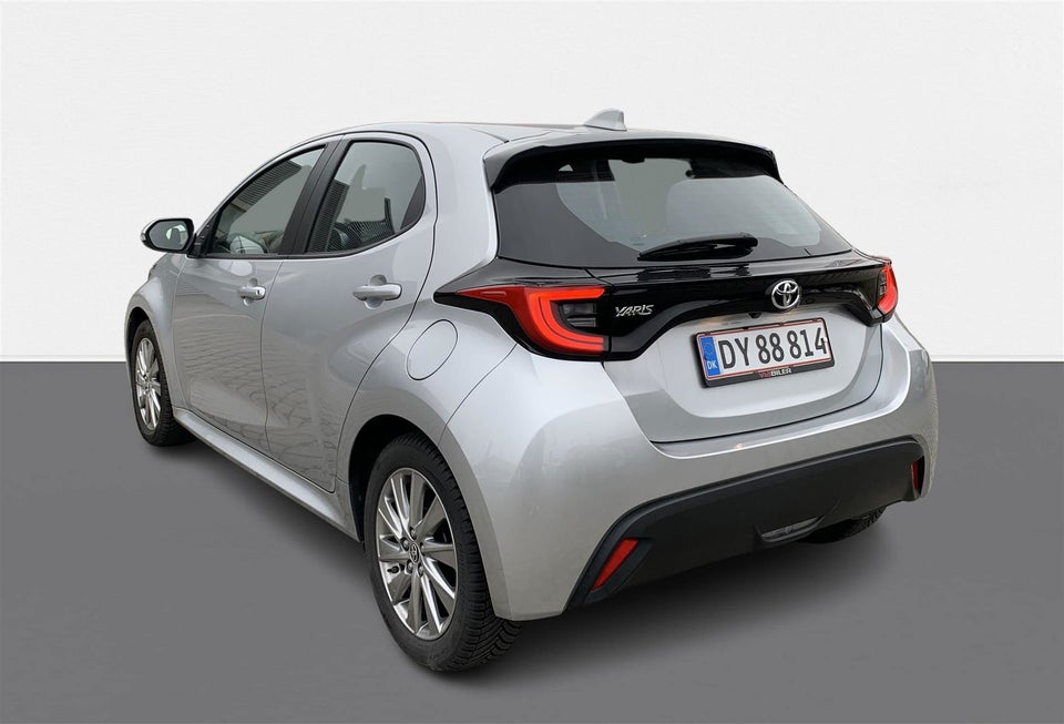 Toyota Yaris 1,5 Active Tech+ 5d