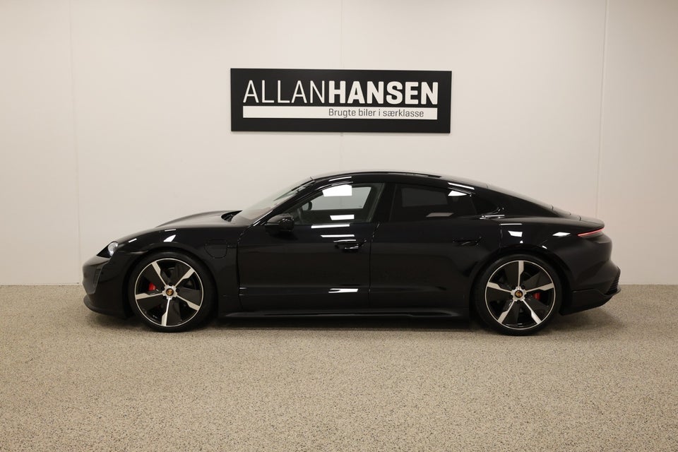 Porsche Taycan 4S Performance+ 4d