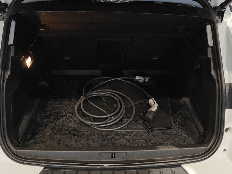 Opel Grandland X 1,6 Hybrid4 Cosmo Prestige aut. 5d