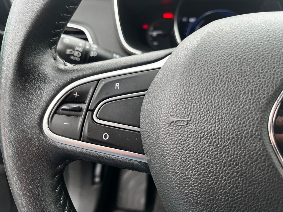 Renault Megane IV 1,5 dCi 110 Zen Sport Tourer EDC 5d