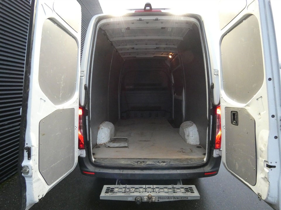 Mercedes Sprinter 317 2,0 CDi A2 Kassevogn aut. RWD