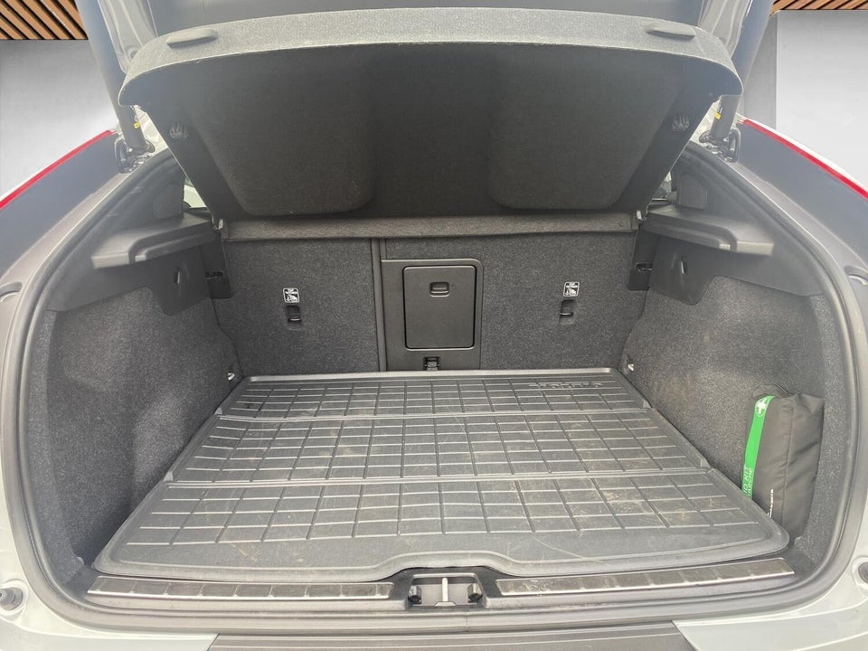 Volvo EC40 Extended Range Core 5d