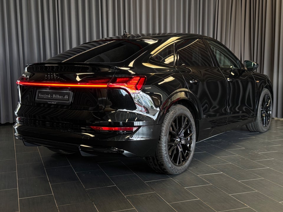 Audi e-tron 55 S-line Sportback quattro 5d