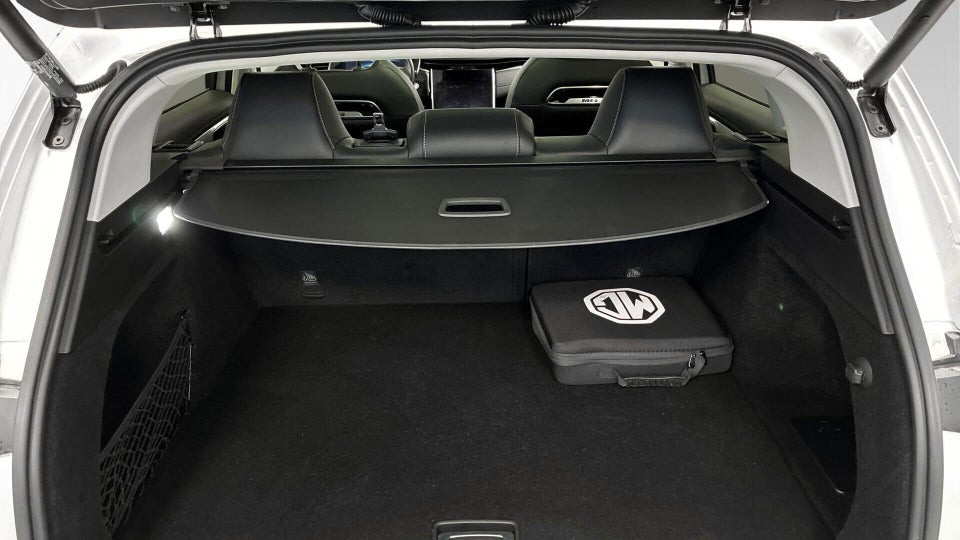 MG Marvel R Luxury 5d