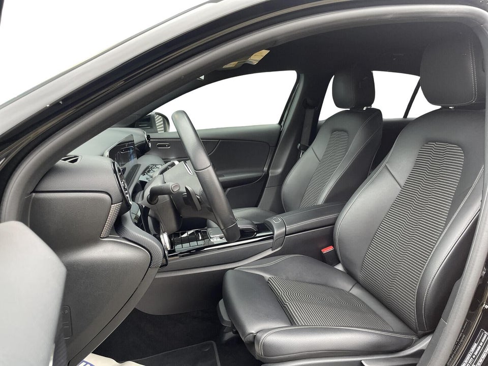 Mercedes A200 1,3 Progressive Line aut. 5d