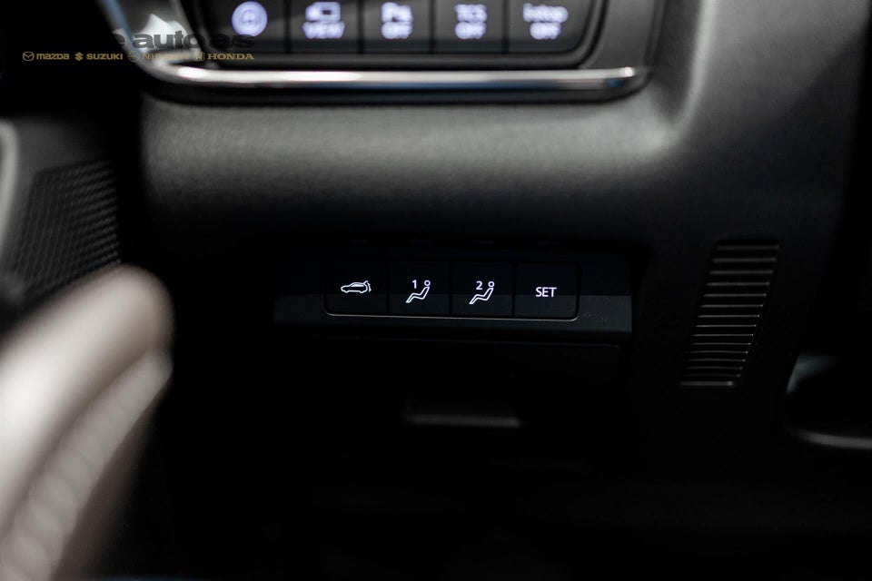 Mazda CX-30 2,0 SkyActiv-X 180 Cosmo AWD 5d