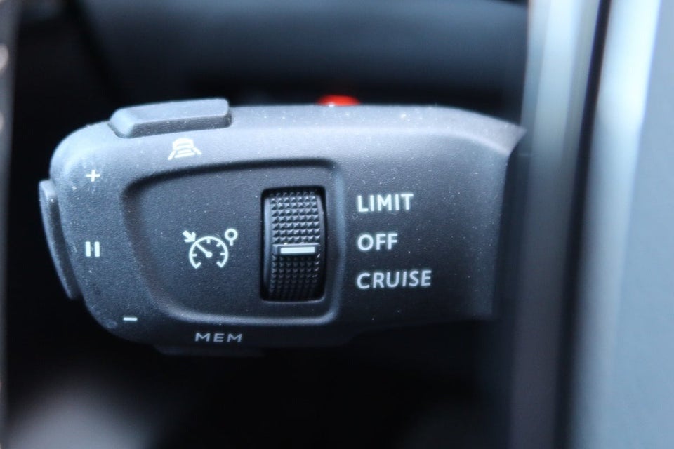 Peugeot 208 1,2 PureTech 100 Platin Sport 5d