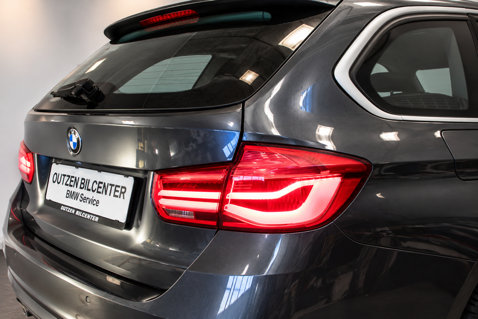 BMW 320d 2,0 Touring Advantage aut. 5d