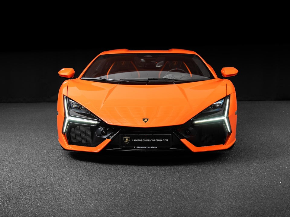 Lamborghini Revuelto 6,5 2d