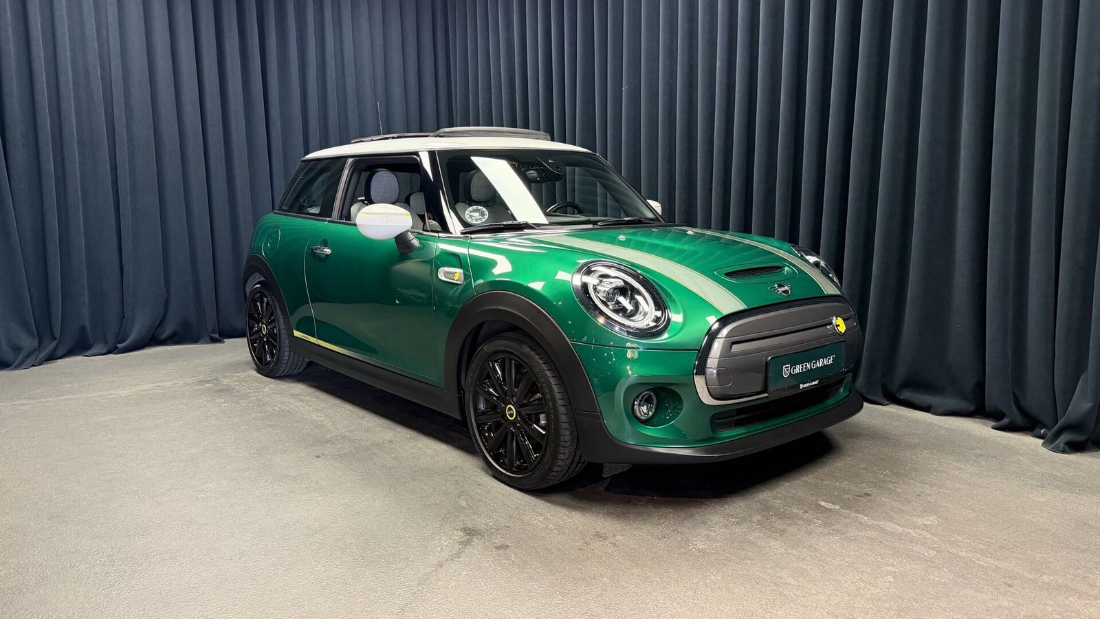 MINI Cooper SE Greenwich 3d