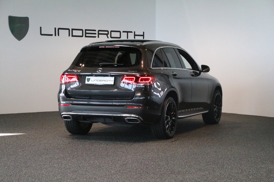 Mercedes GLC300 de 2,0 aut. 4Matic 5d