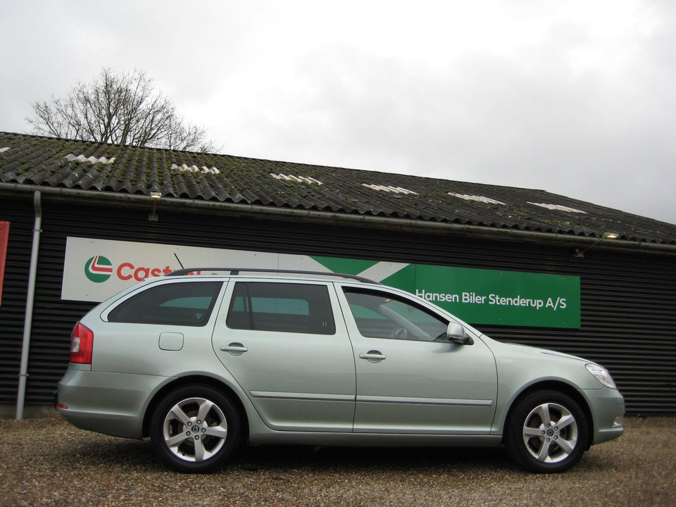 Skoda Octavia 1,2 TSi 105 Ambiente Combi 5d