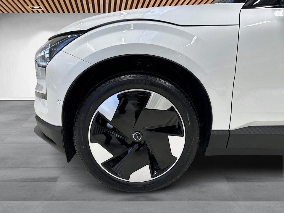 Volvo EX30 Extended Range Ultra 5d