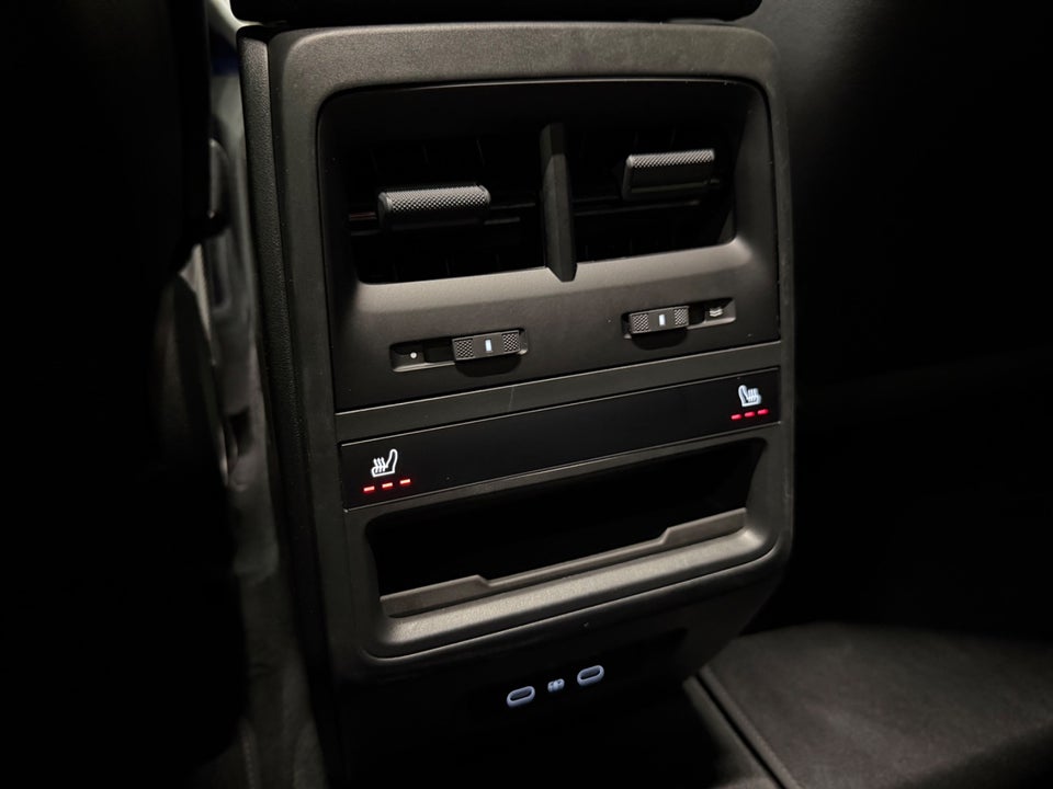 Porsche Macan 4 5d