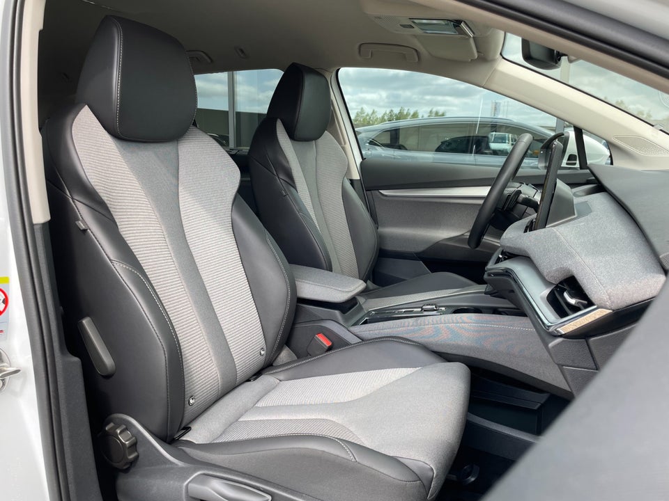 Skoda Enyaq 85 iV Loft 5d