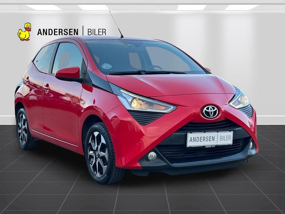 Toyota Aygo 1,0 VVT-i x-press x-shift 5d