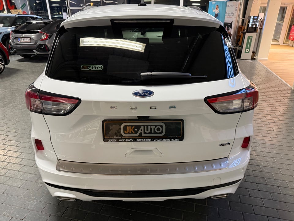 Ford Kuga 2,5 PHEV ST-Line X CVT 5d