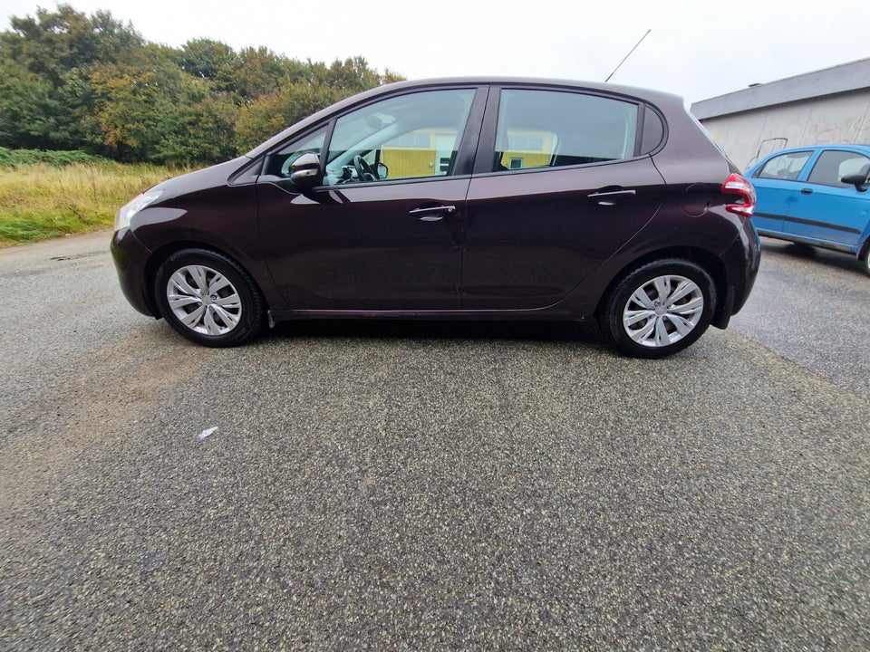 Peugeot 208 1,4 HDi 68 Active 5d