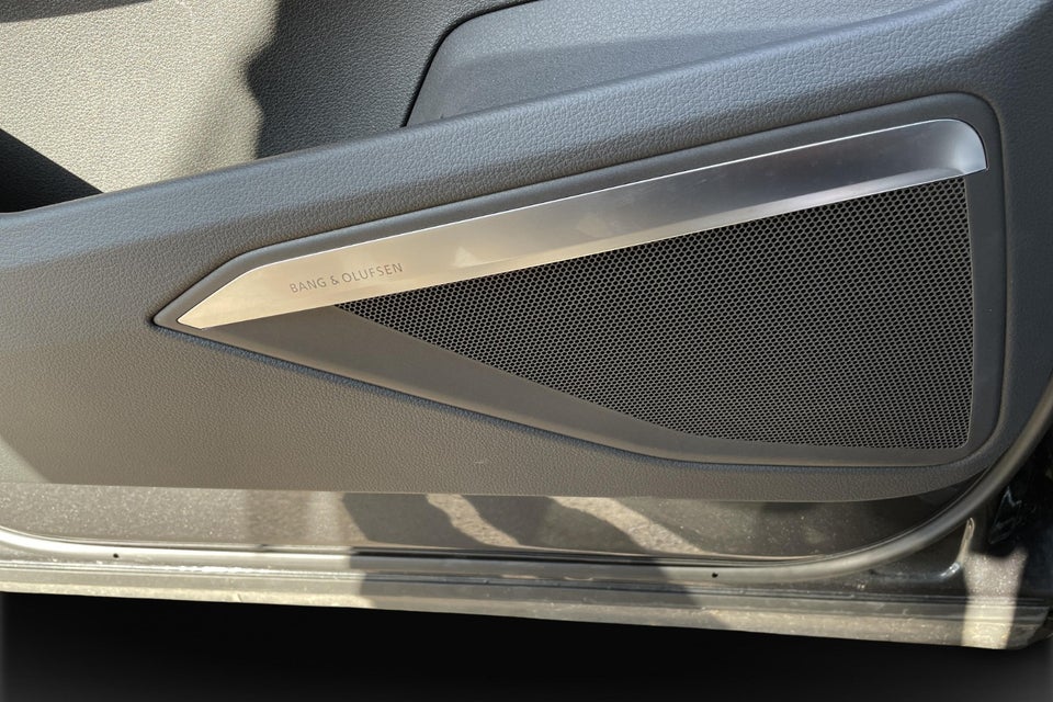 Audi Q8 e-tron 55 S-line Sportback quattro 5d