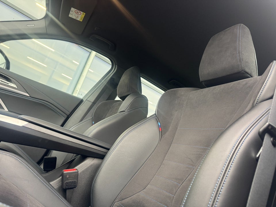 BMW iX1 xDrive30 M-Sport 5d