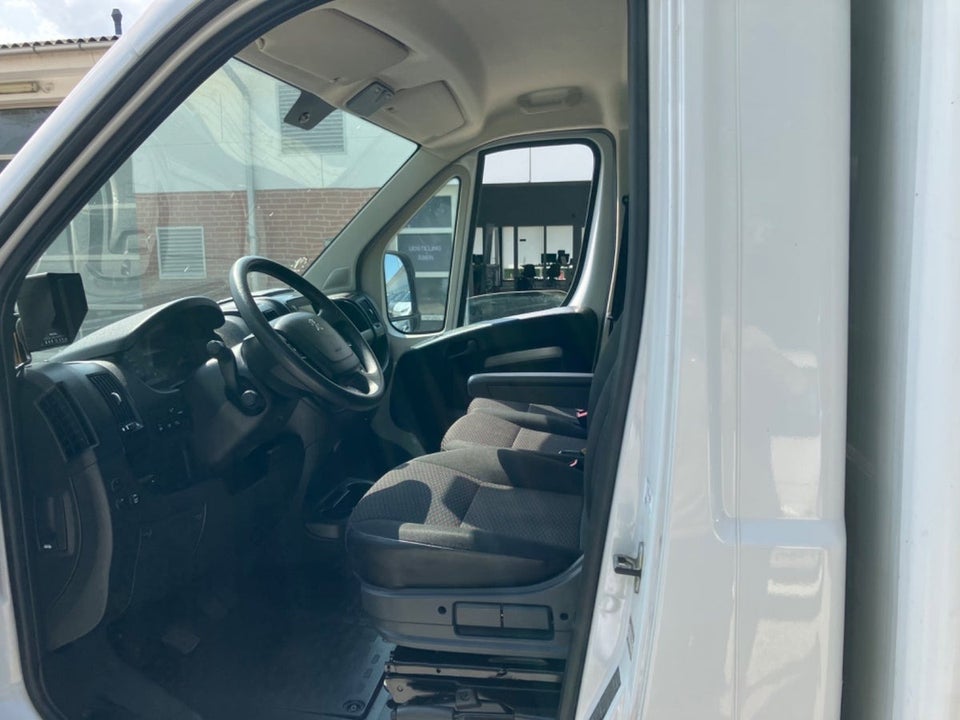 Peugeot Boxer 335 2,2 BlueHDi 140 L3 Plus Alukasse m/lift 2d