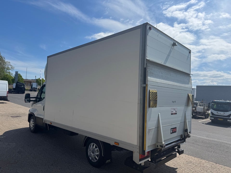 Iveco Daily 3,0 35S18 4100mm Lad AG8