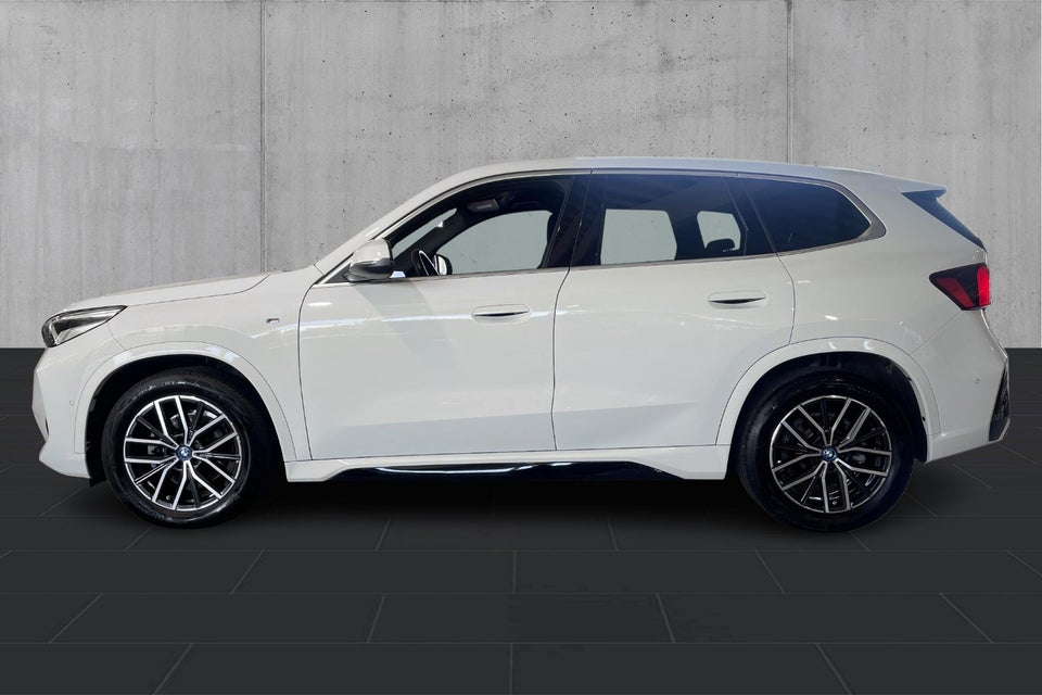 BMW iX1 eDrive20 M-Sport 5d