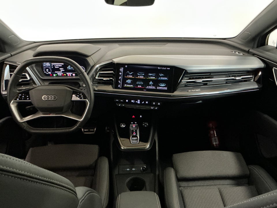 Audi Q4 e-tron 45 S-line 5d