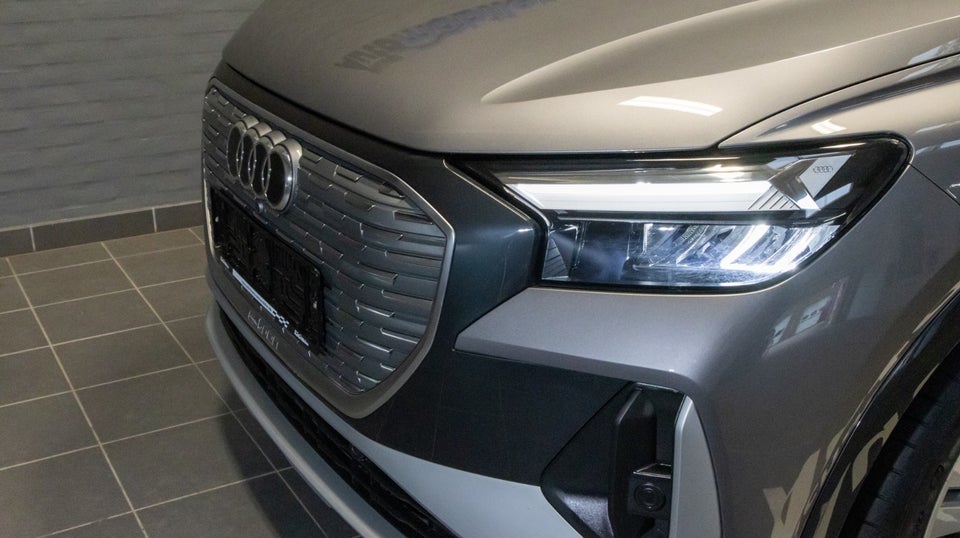 Audi Q4 e-tron 45 S-line 5d