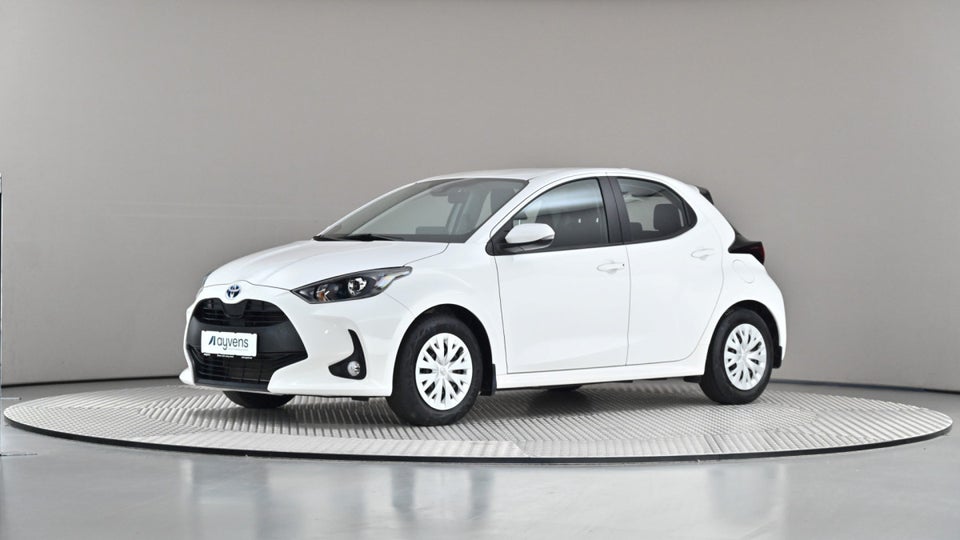 Toyota Yaris 1,5 Hybrid Essential e-CVT 5d