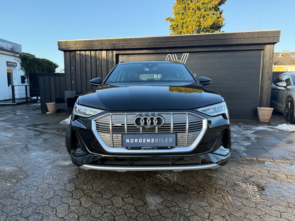 Audi e-tron 55 S-line quattro 5d