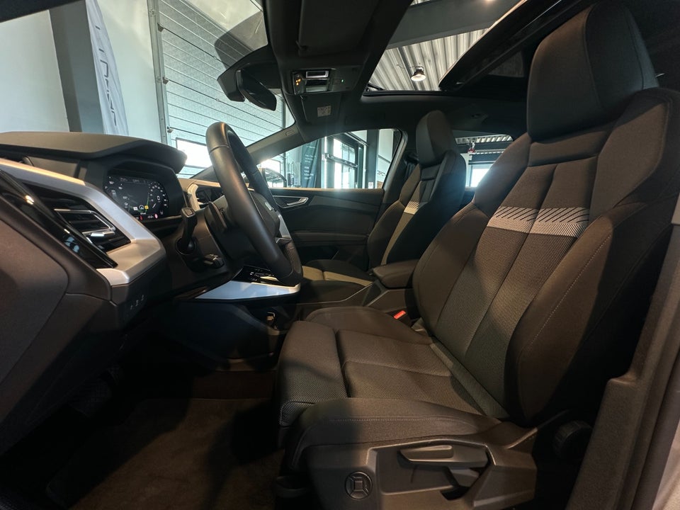 Audi Q4 e-tron 45 quattro 5d