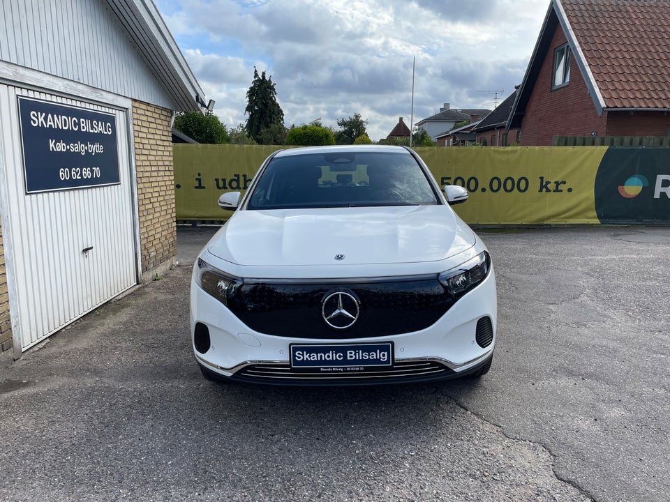 Mercedes EQA300 Progressive 4Matic 5d