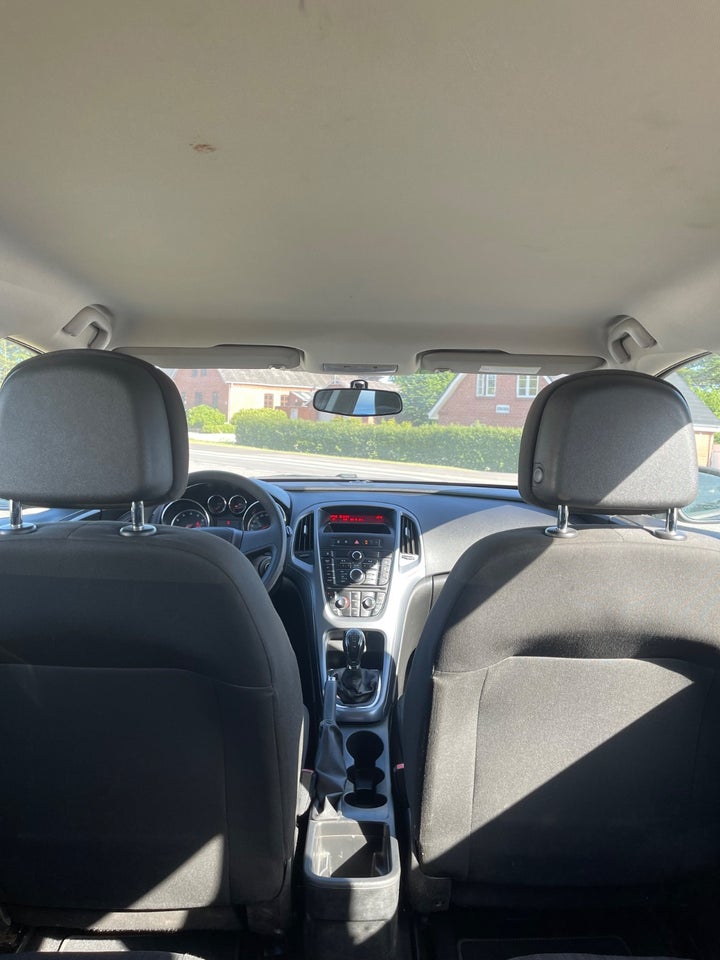 Opel Astra 1,4 100 Limited Sports Tourer 5d