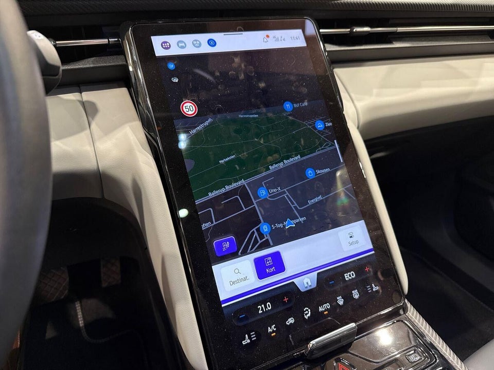 Ford Capri 82 Premium Extended Range 5d