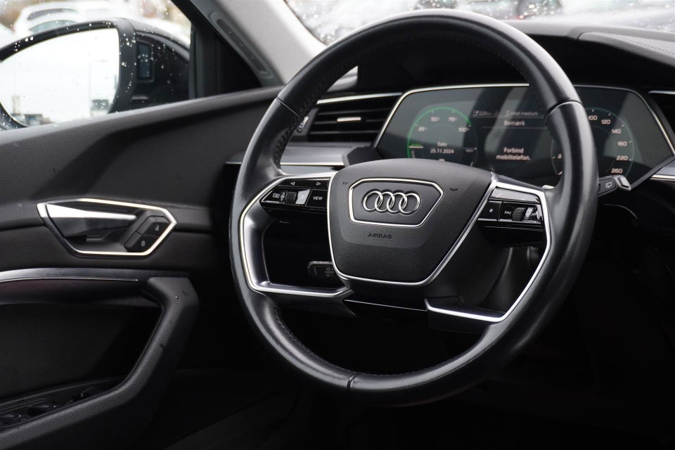 Audi e-tron 55 Prestige quattro 5d