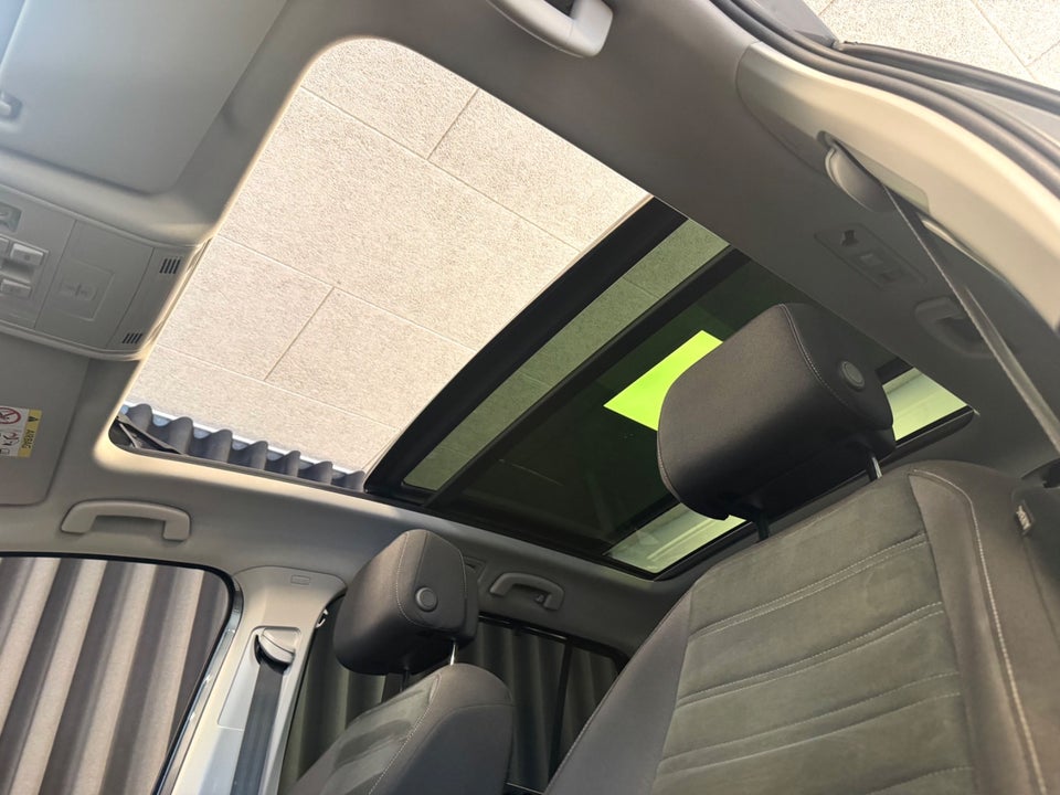 VW Touran 1,4 TSi 150 Highline 7prs 5d