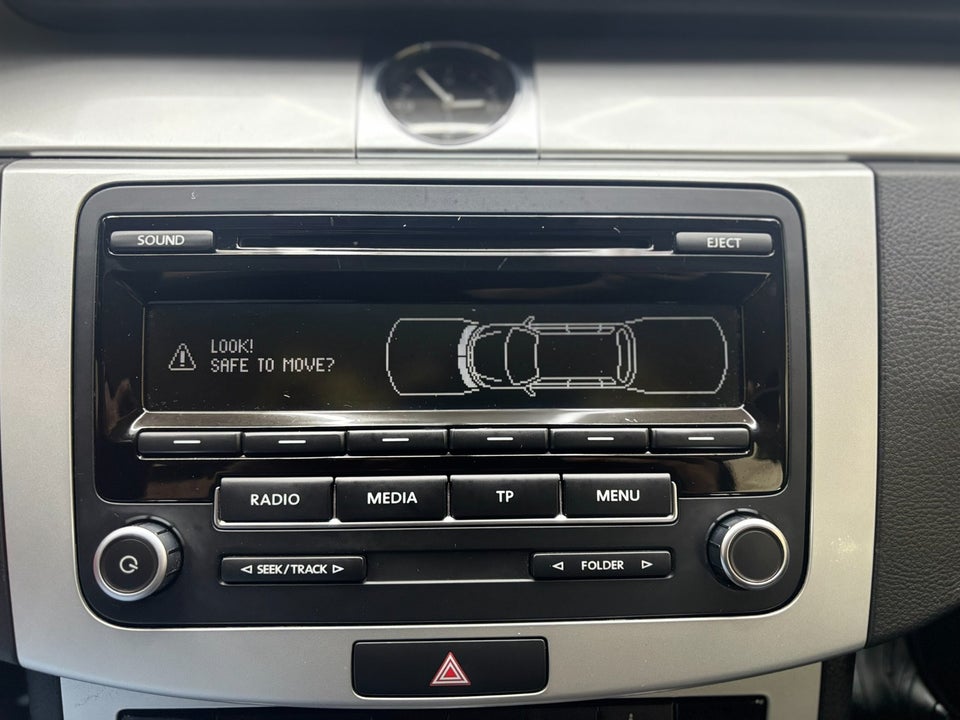 VW Passat 1,6 TDi 105 Comfortline BMT 4d