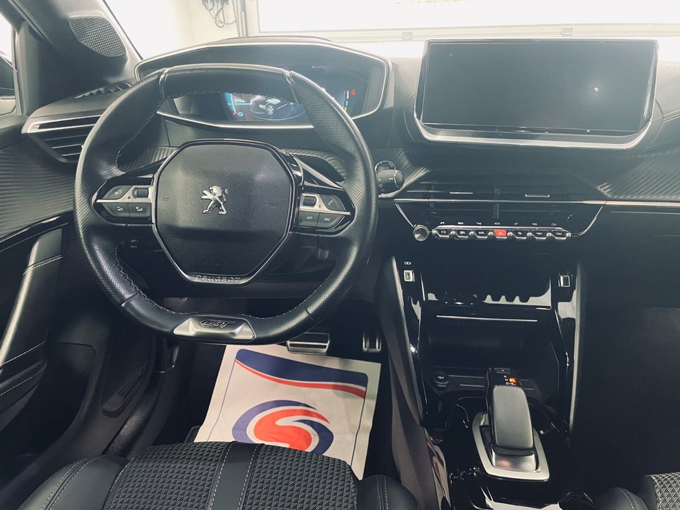 Peugeot e-208 50 GT Pack 5d